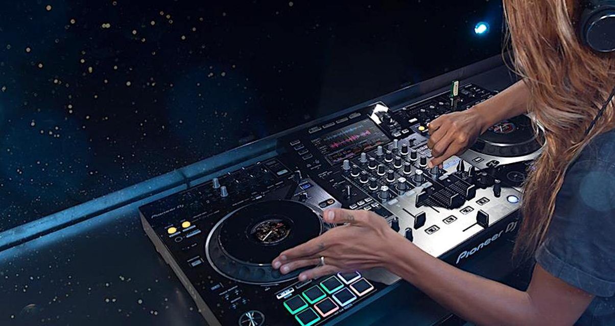 Pioneer DJ XDJ-RZ