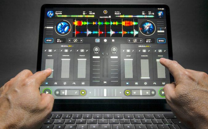 djay Pro AI