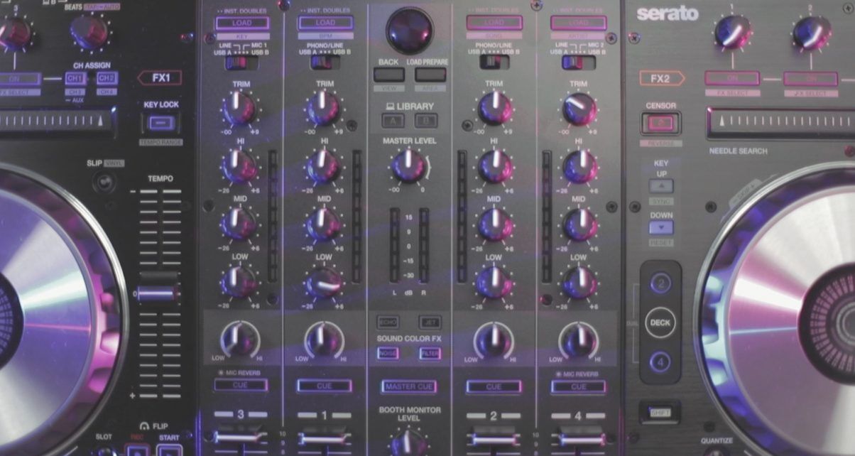 Pioneer DJ DDJ-SX3 コントローラー Pioneer DDJ-SX3 4-channel DJ Controller - Customer Return
