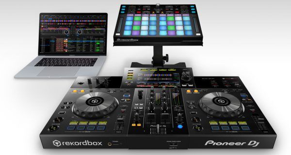 Pioneer DJ XDJ-RR All-In-One Rekordbox DJ System Review - Digital