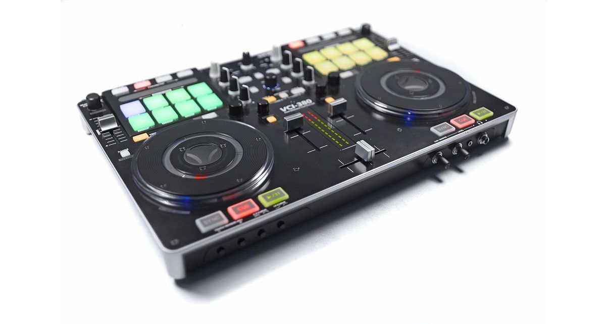 VESTAX DJコントローラー VCI-380 動作品 Review & Video: Vestax VCI-380 Serato ITCH DJ Controller