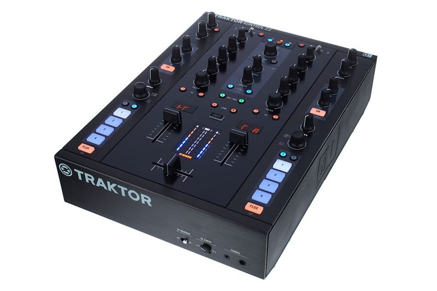 【美品】TRAKTOR KONTROL Z2 DJ MIXER Native Instruments Traktor Kontrol Z2 Mixer Review - Digital