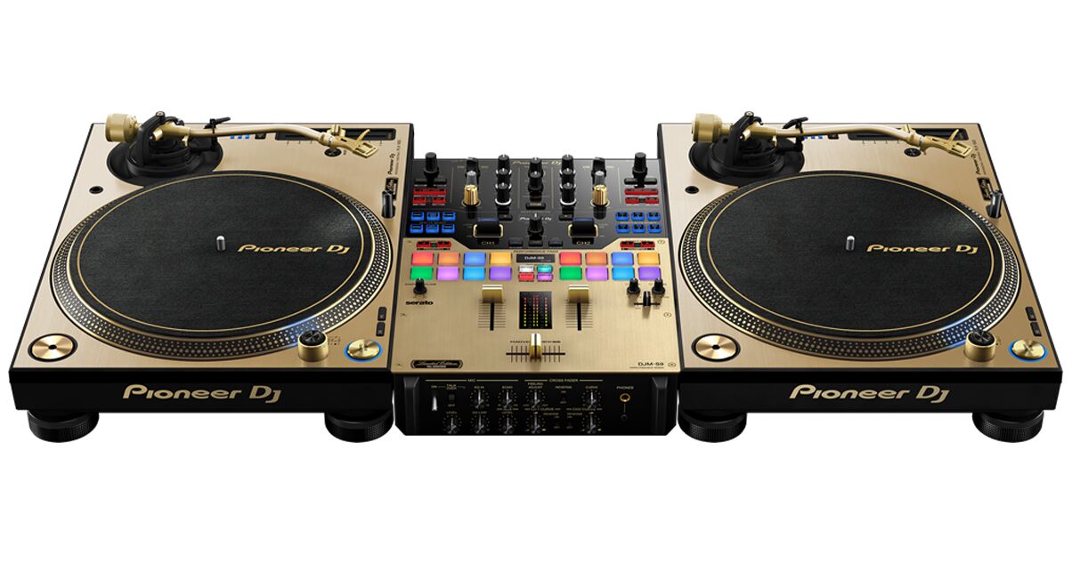 Pioneer DJ MIXER MODEL. DJM-S9. 2017年 DJM-S9 Scratch style 2-channel DJ mixer for Serato DJ Pro