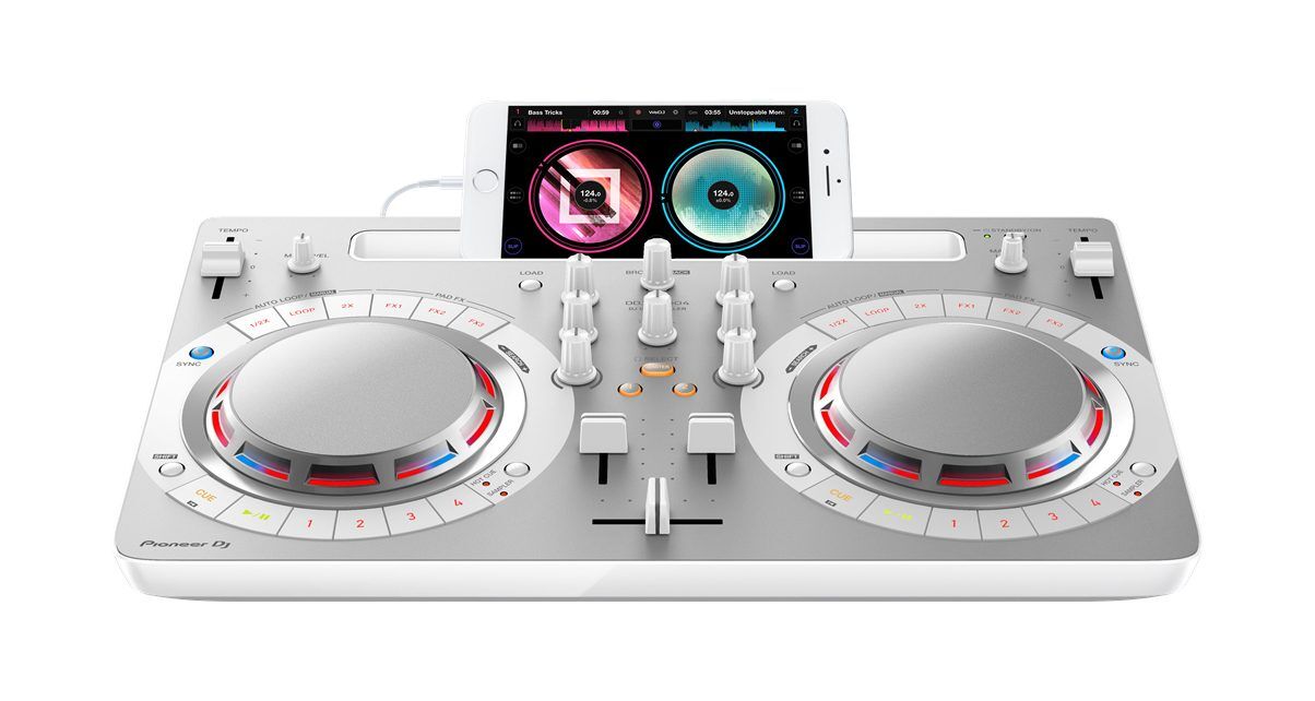 Pioneer DDJ-WeGO4 BLACK ヘッドホン・スピーカー付 Pioneer DDJ-WeGO4 BLACK ヘッドホン・スピーカー付