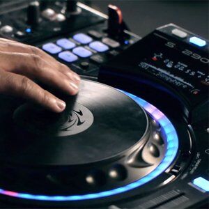 Review & Video: Denon DJ SC2900 Digital Controller