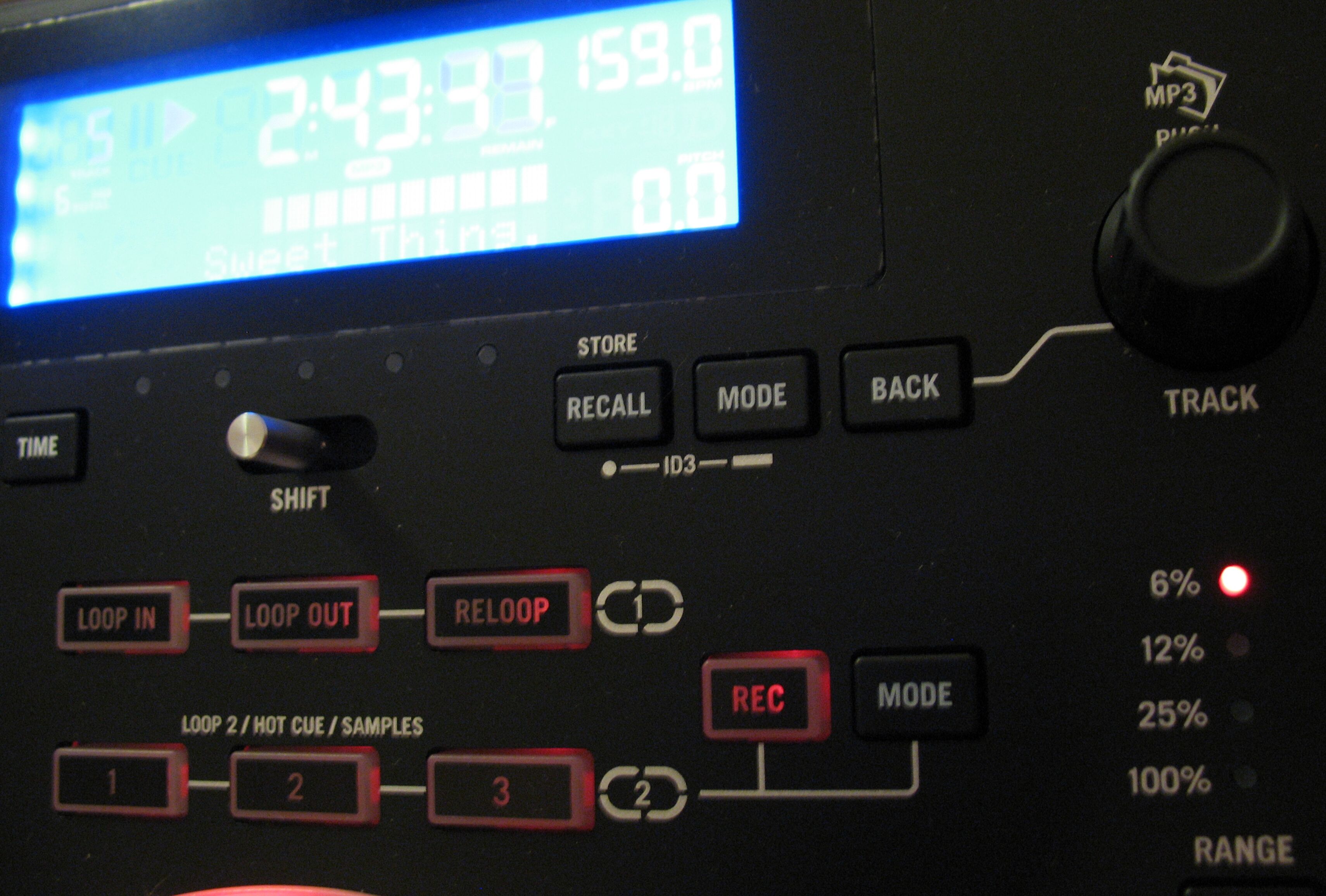 Review & Video: Numark Mixdeck Quad - Digital DJ Tips
