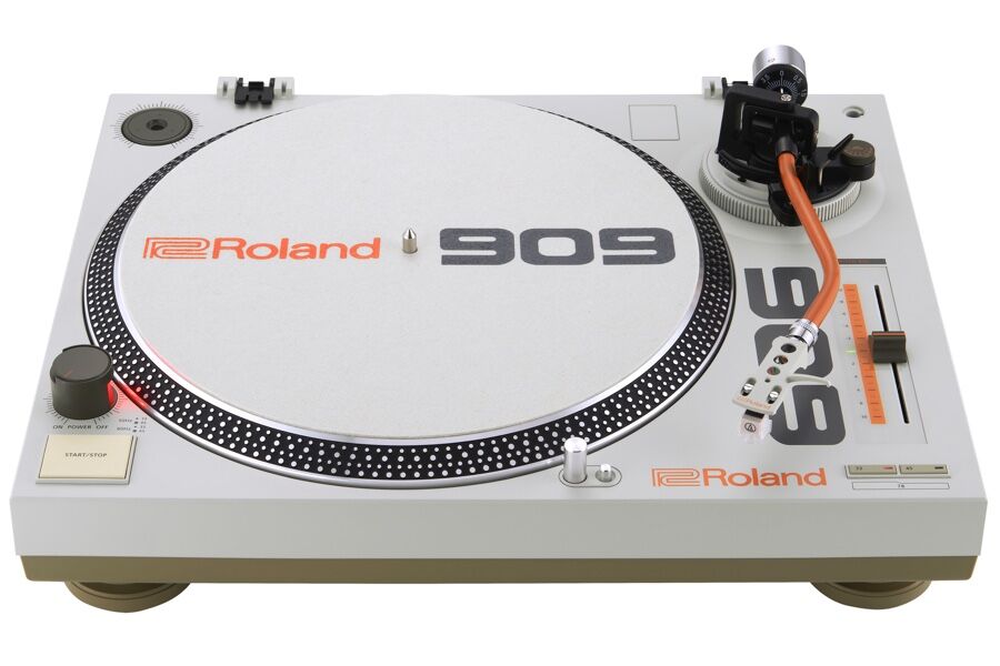 Roland TT-99 ターンテーブル ホワイト Roland-TT-99.jpg