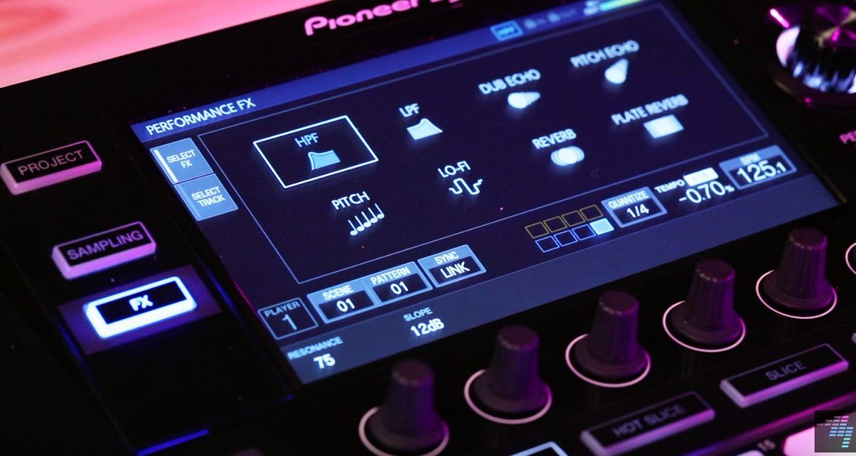 Pioneer DJ DJS-1000 Standalone DJ Sampler Review - Digital DJ Tips