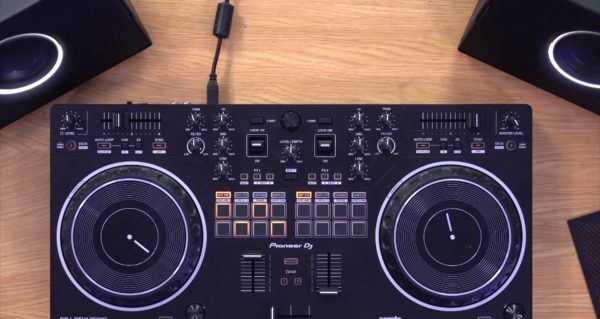 AIAIAI Unit 4 Wireless+ Portable Studio Monitors Review - Digital