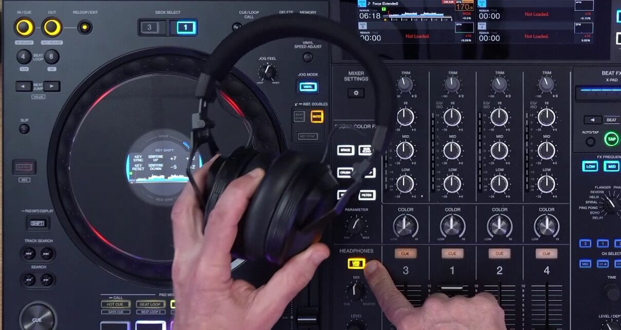 AlphaTheta XDJ-AZ Standalone DJ System Review - Digital DJ Tips
