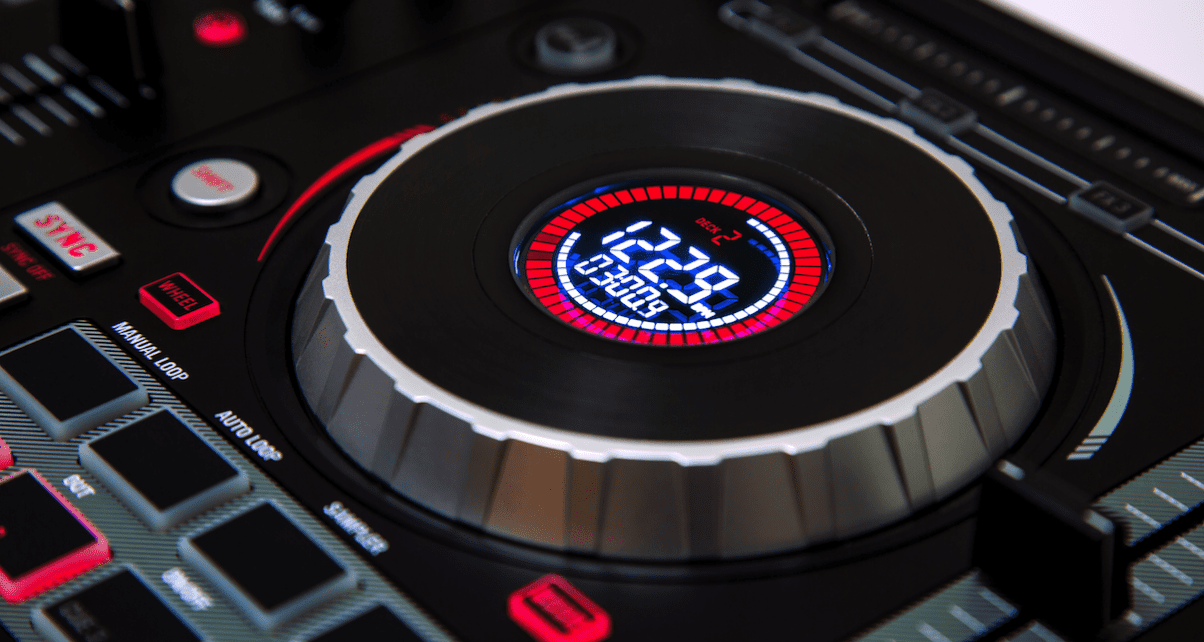 Numark Mixtrack Platinum Controller Review - Digital DJ Tips